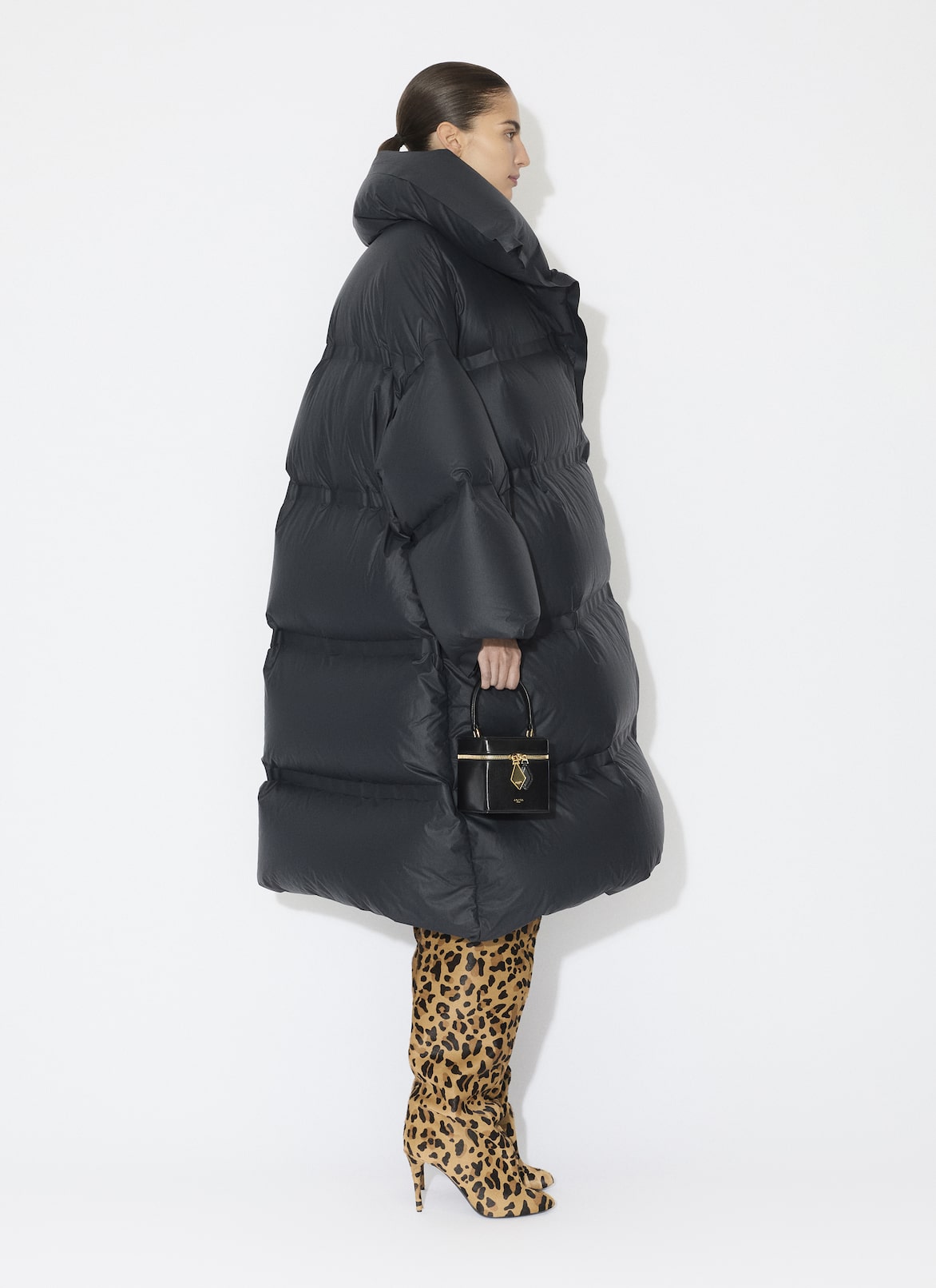 TECHNICAL TAFFETA PUFFER JACKET ALAÏA BLACK TECHNICAL TAFFETA PUFFER JACKET